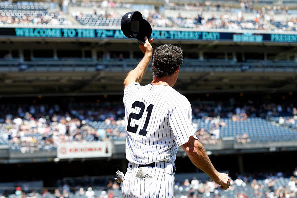 New York Yankees: Retiring numbers, plaque ceremonies must end
