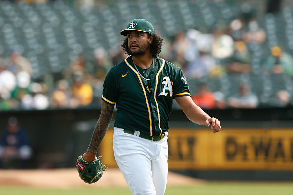 How tall is pitcher Sean Manaea?