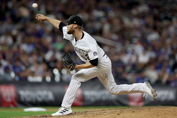 Closer Daniel Bard, Rockies agree to two-year contract extension