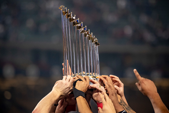 Jack Morris receives 1991 World Series MVP award 