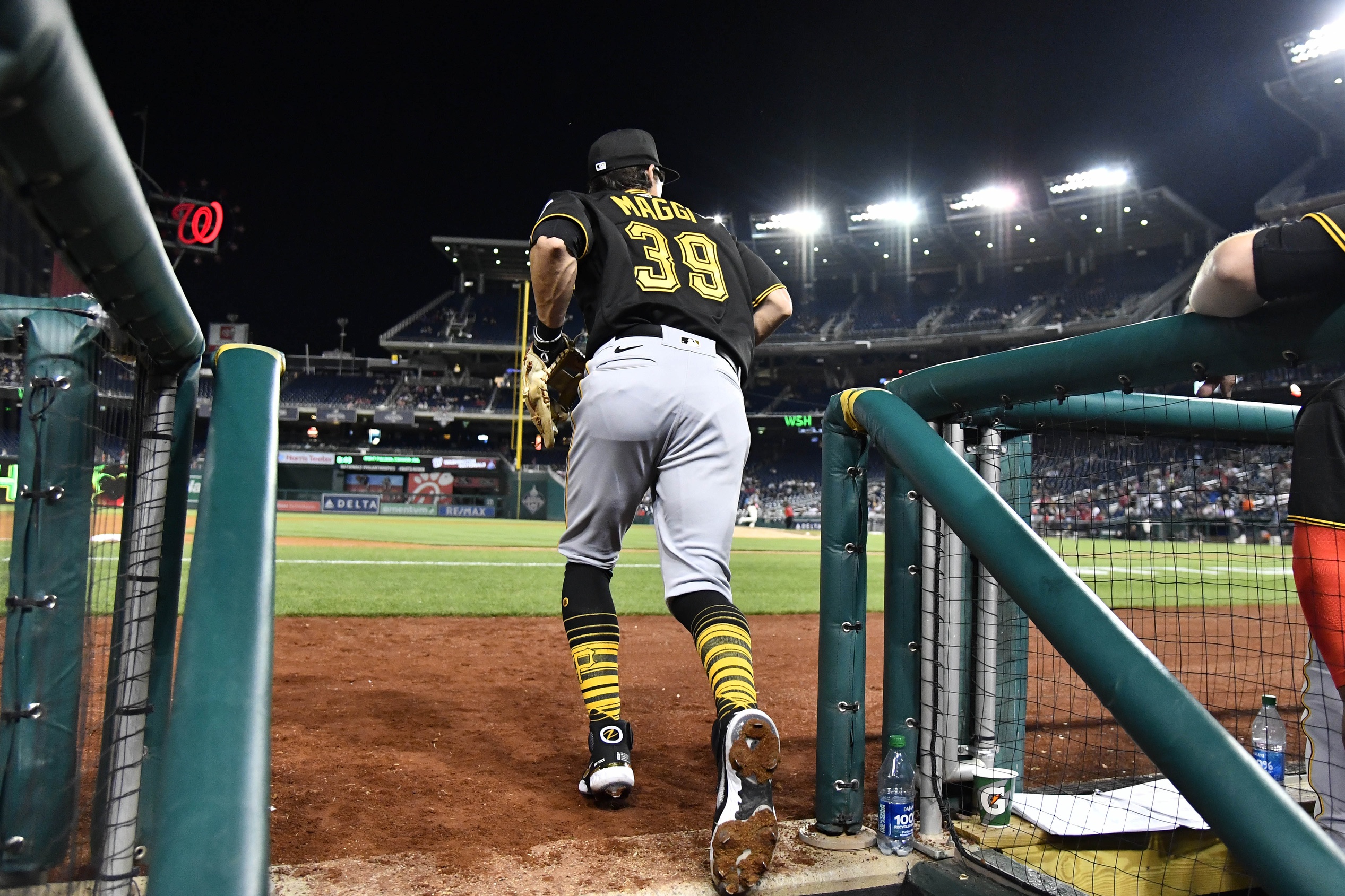 Bucco Blasts: Pirates Lead National League Central - Last Word On Baseball