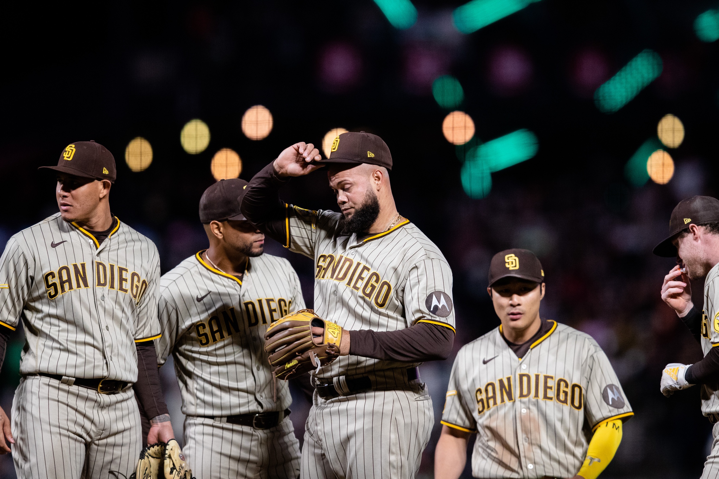 Padres Bullpen Collapses in SF - Last Word On Baseball