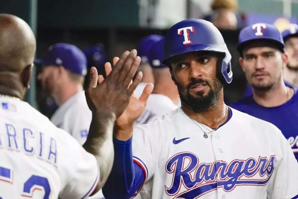 The Rangers are trading Marcus Semien to the Mets for Brandon Nimmo, per reports.
