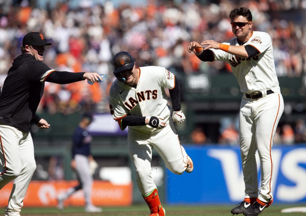 Giants losing streak extends to 5 despite 4 home runs – KNBR