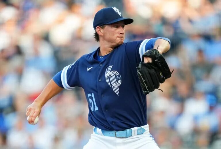 Brady Singer Kansas City Royals pitcher
