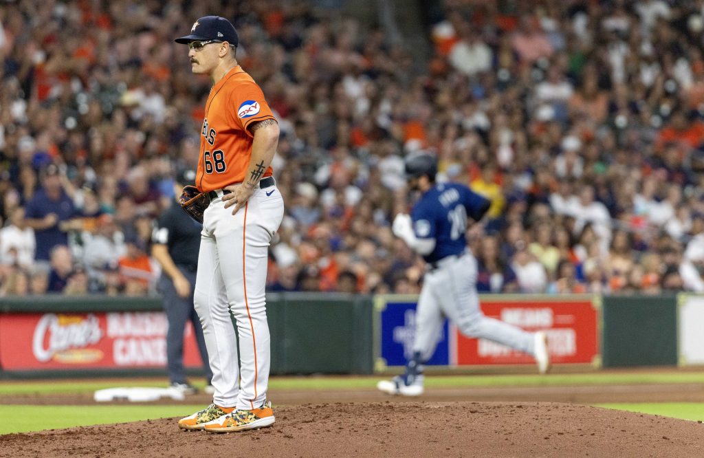 Why Christian Vázquez's dismal Astros tenure might make a Red Sox reunion  more likely 