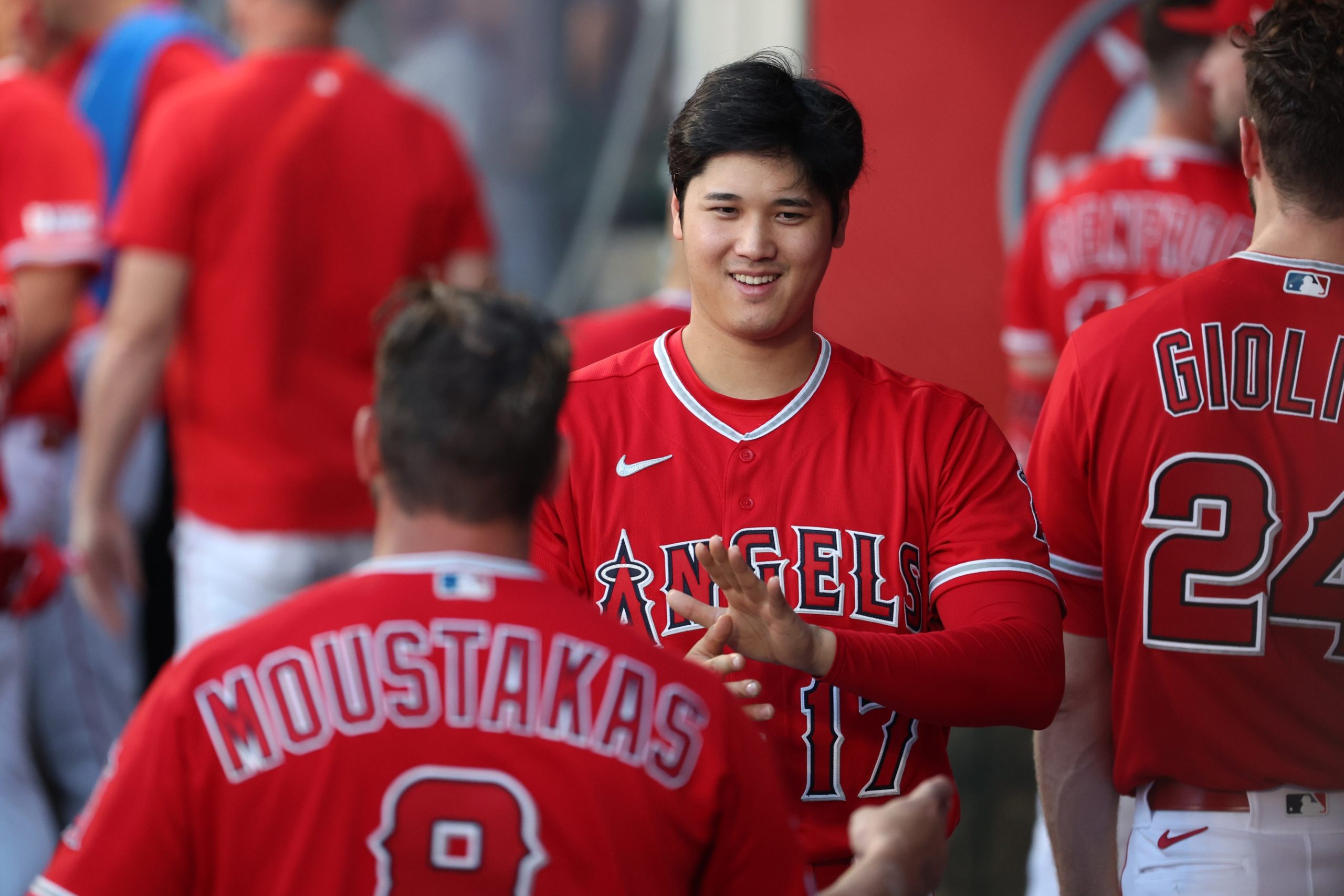 Ohtani of the Angels and Abbott of the Reds Face Off