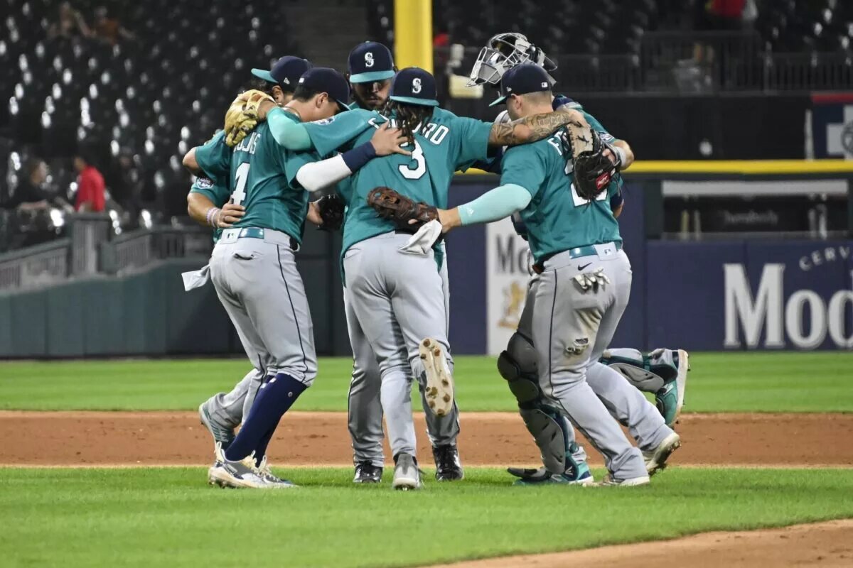 mariners standings