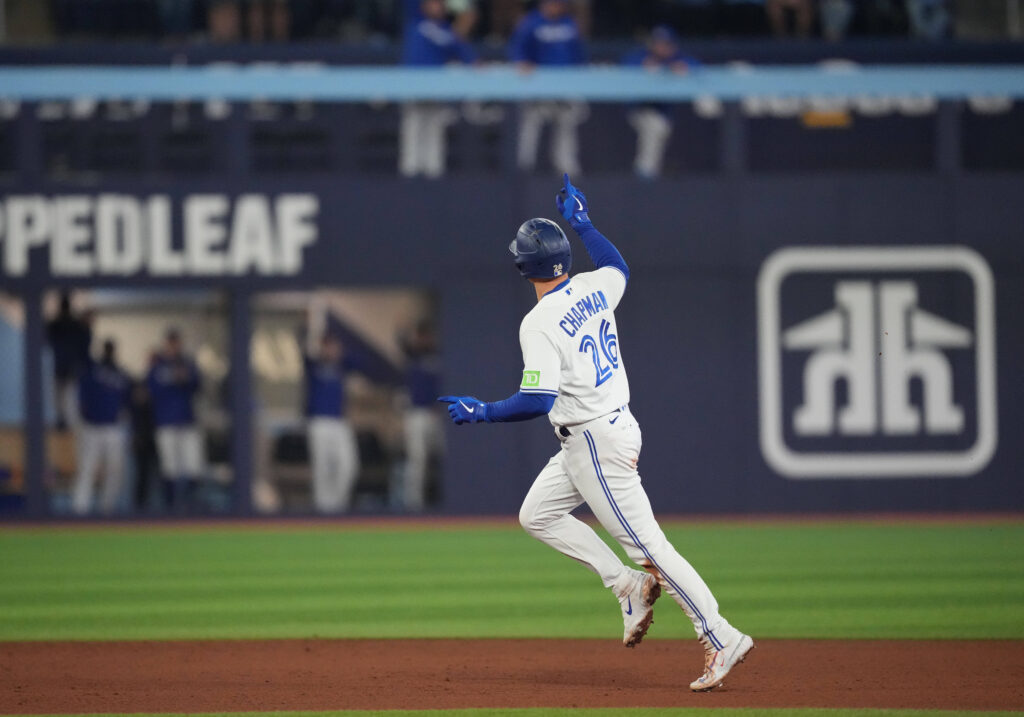 White Sox: There is no need to target Whit Merrifield in free-agency