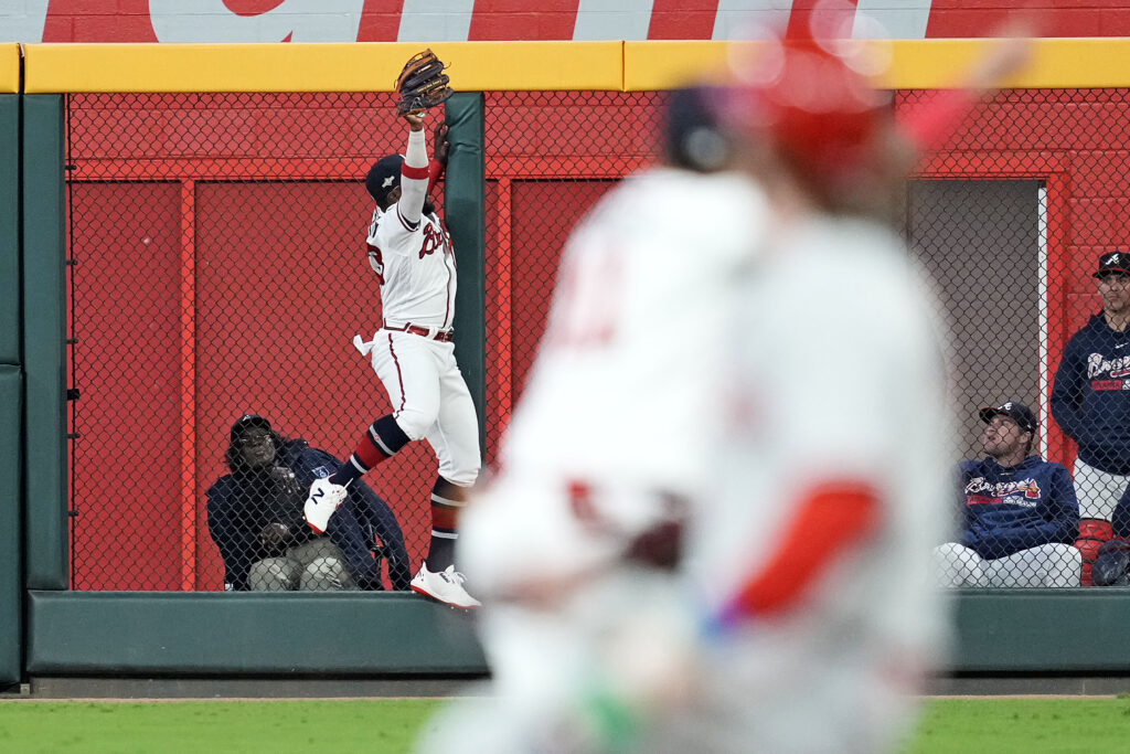 Braves rally for 5-4 win over Phillies on d'Arnaud, Riley homers