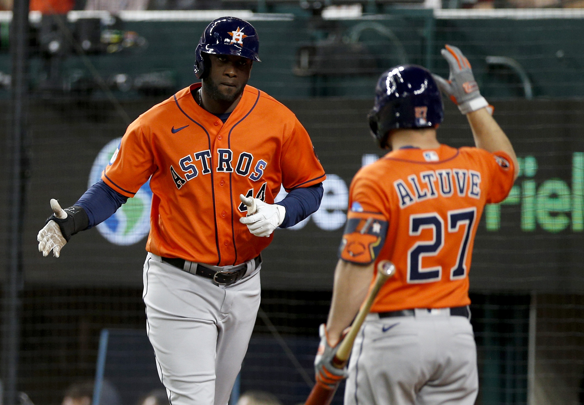 Alvarez has 2 HRs in return to lead Astros over Angels