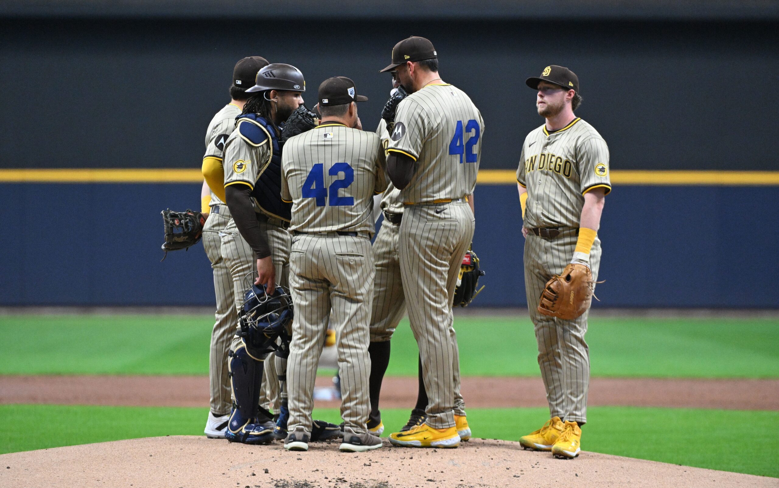 San Diego Padres Ace Heads to the Injured List