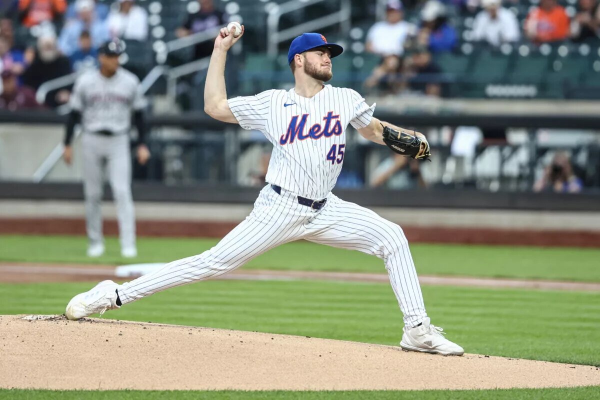 Christian Scott (45) delivers a pitch for the Mets at Citi Field in May 2024.