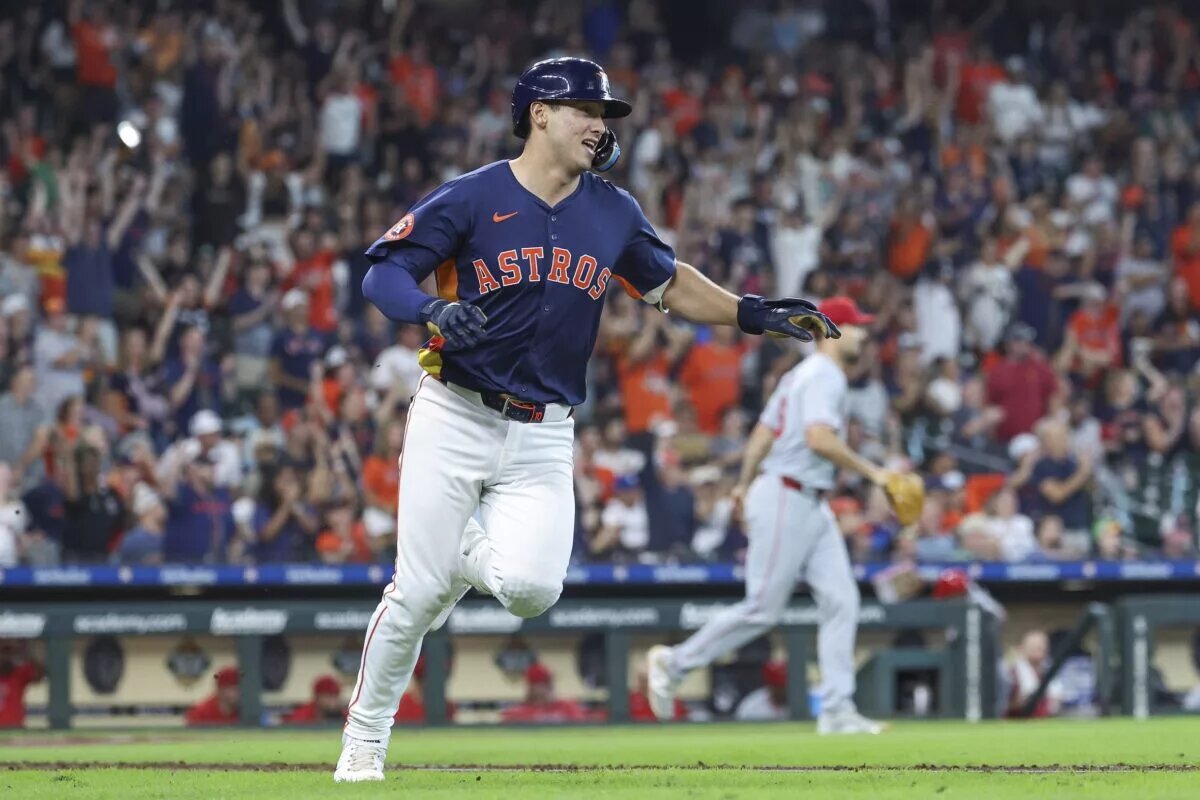 Shay Whitcomb could help the Astros next year after their Wild Card loss to the Tigers.
