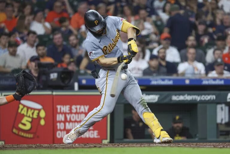 The Padres and Connor Joe are reportedly in agreement on a major league contract.