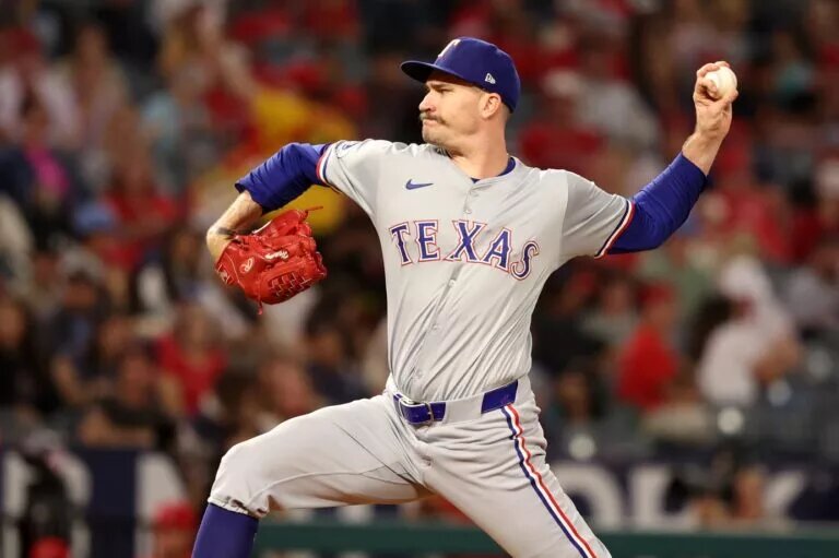 The Pirates will reportedly sign veteran lefty Andrew Heaney to a one-year deal.