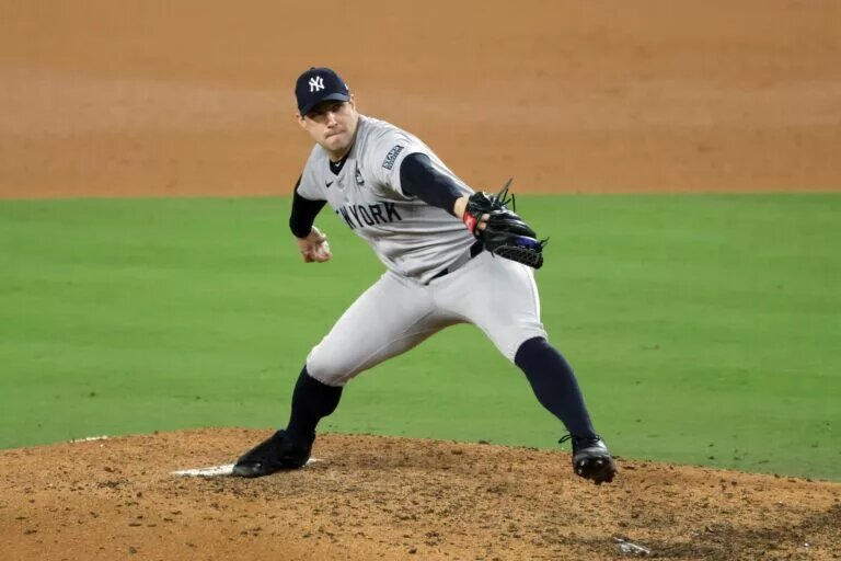 The Red Sox reportedly signed ex-Yankees reliever Tommy Kahnle to a minor league deal on Tuesday.