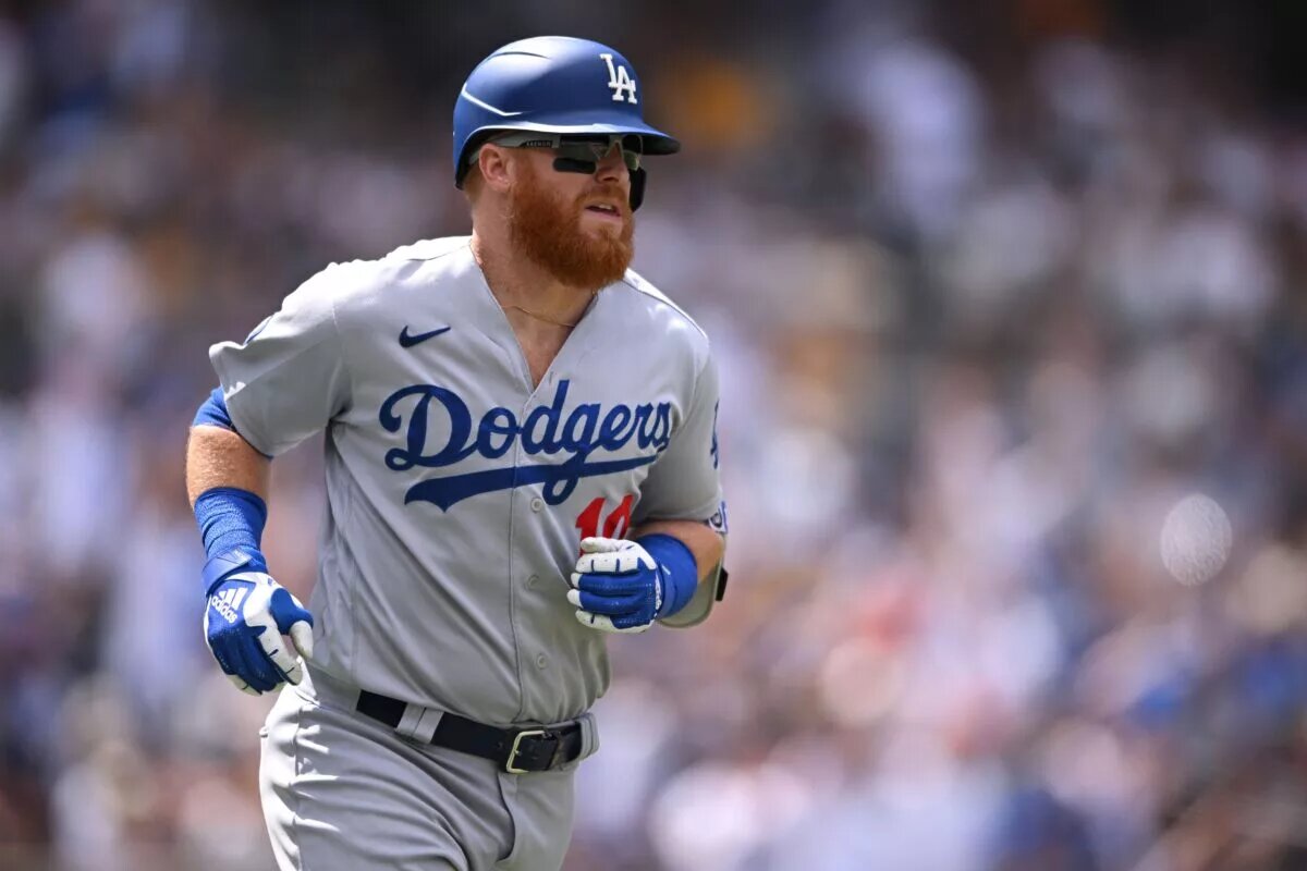 Justin Turner's ascendance after joining the Dodgers ranks him among the best third basemen in franchise history.
