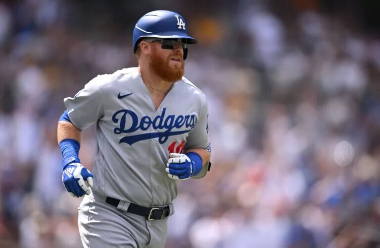 Justin Turner's ascendance after joining the Dodgers ranks him among the best third basemen in franchise history.