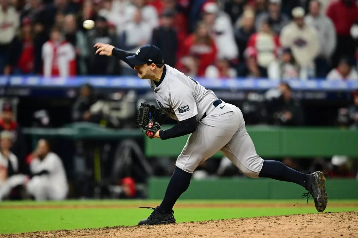 The Yankees should consider bringing back free agents Tommy Kahnle (pictured) and Tim Hill to solidify their bullpen for 2025.