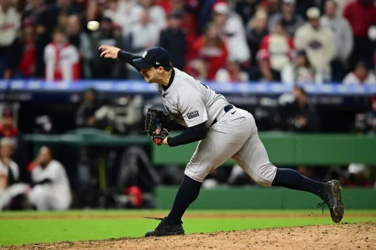 The Yankees should consider bringing back free agents Tommy Kahnle (pictured) and Tim Hill to solidify their bullpen for 2025.