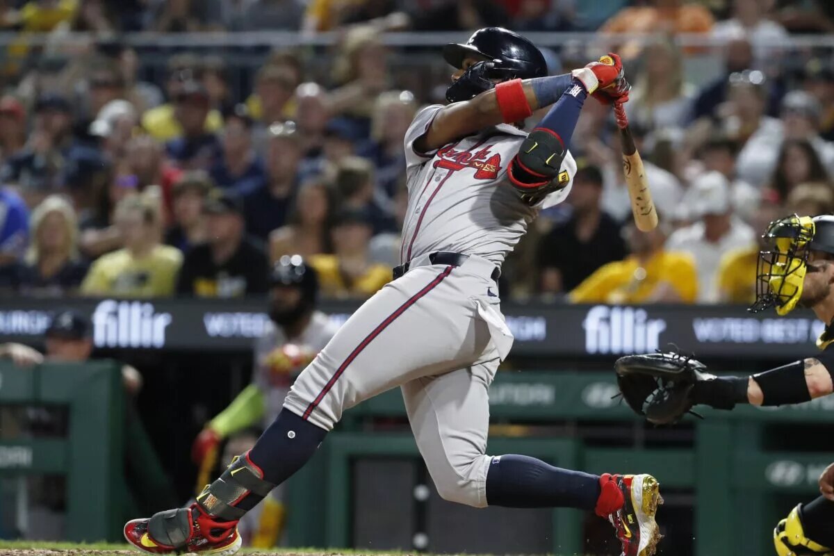 Ronald Acuña Jr. is targeting early May for his return from last season's ACL injury.
