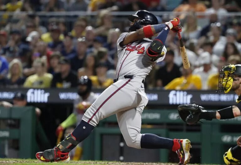 Ronald Acuña Jr. is targeting early May for his return from last season's ACL injury.