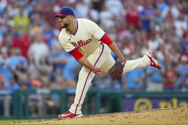 Carlos Estévez will be forming a potentially elite bullpen tandem for the Royals along with Lucas Erceg.