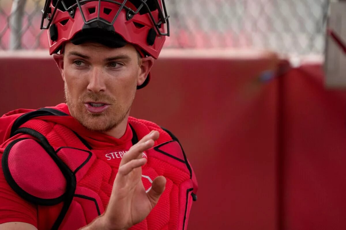 Tyler Stephenson (pictured) will be joined by Jose Trevino to serve as the two main Reds catchers in 2025.