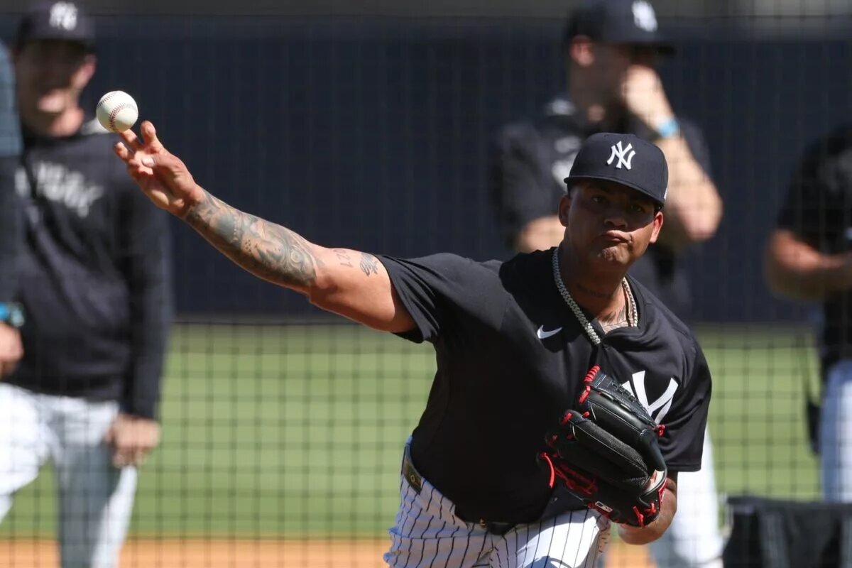 Luis Gil will be shut down following shoulder tightness during a bullpen session on Friday.