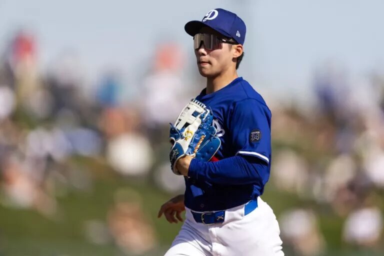 The Dodgers are trying to decide on Hyeseong Kim's position this season.