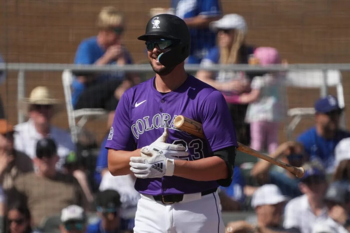 Kris Bryant's hopes for a bounceback season are among the early narratives in Rockies spring training.