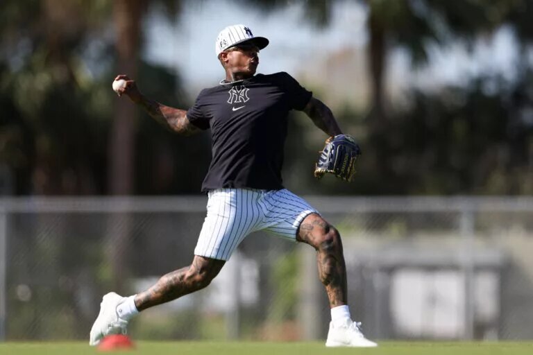 Marcus Stroman may find himself back in the Yankees rotation if Luis Gil misses extended time.