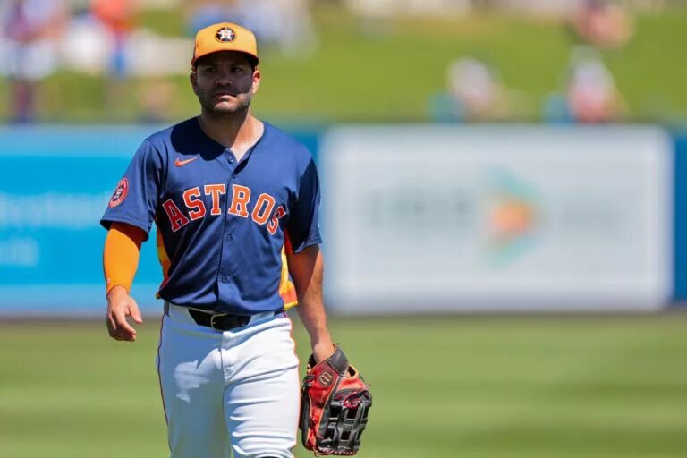 With Jose Altuve slated to mostly play outfield, the Astros will need to find his primary replacement at second base.