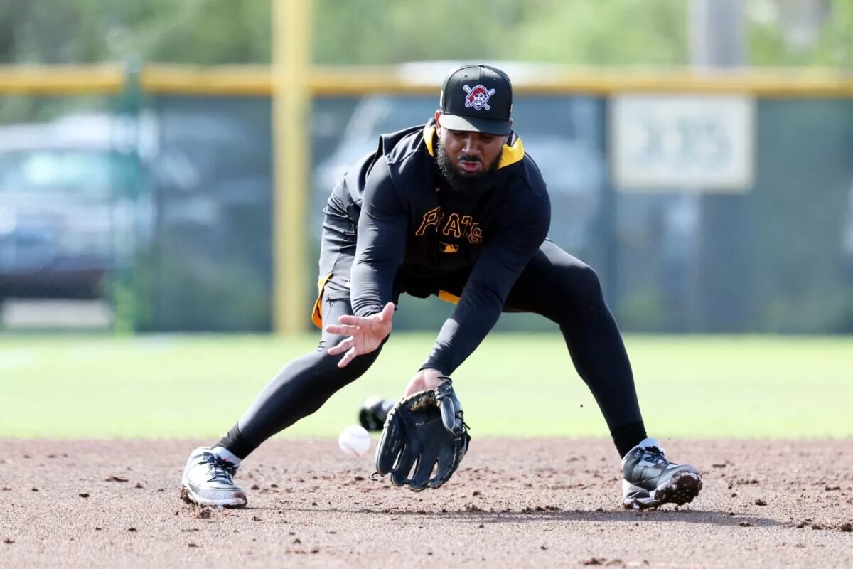 The Pirates waived Liover Peguero (pictured) and Ji Hwan Bae on Tuesday, according to reports.
