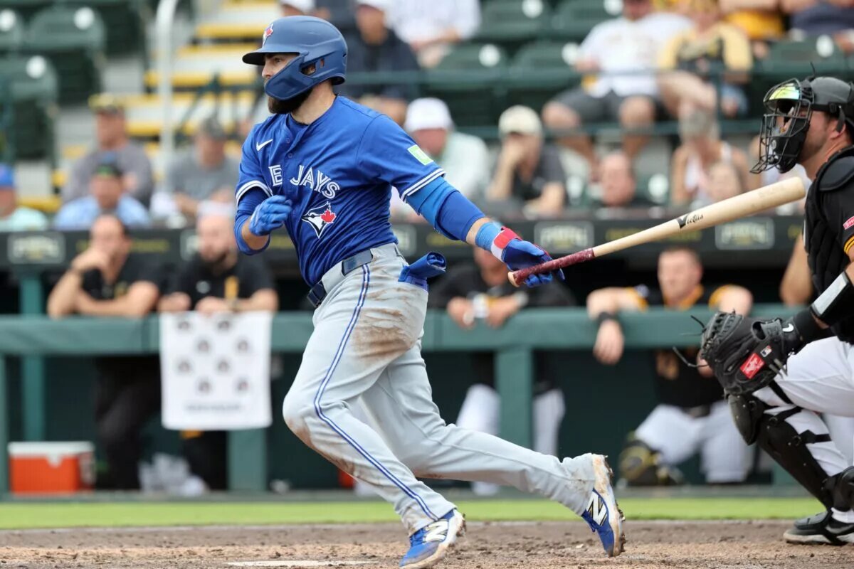 The Blue Jays recalled Michael Stefanic ahead of their series with the Mariners on Friday.
