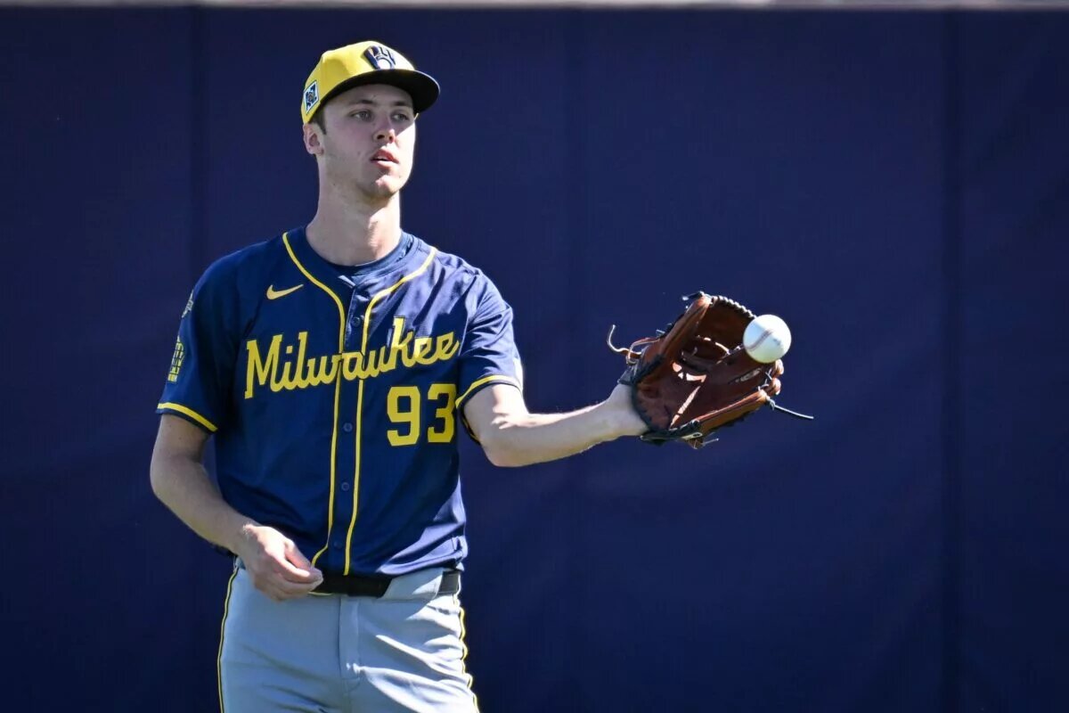 The Brewers are calling up top prospect pitcher Jacob Misiorowski from Triple-A.