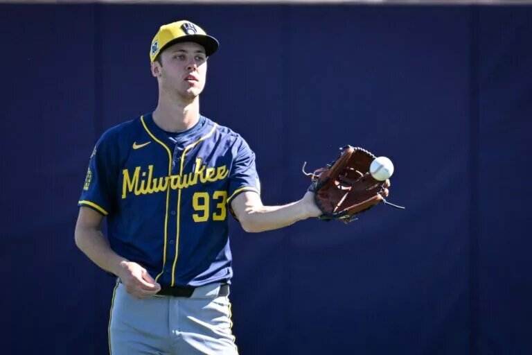 The Brewers are calling up top prospect pitcher Jacob Misiorowski from Triple-A.