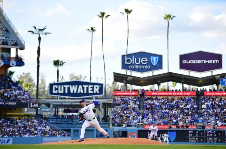 Dodgers left-hander Blake Snell (7) throws a pitch at Dodger Stadium in June 2025.