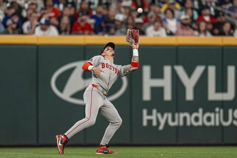 The Padres are reportedly eyeing a trade for Red Sox outfielder Jarren Duran.