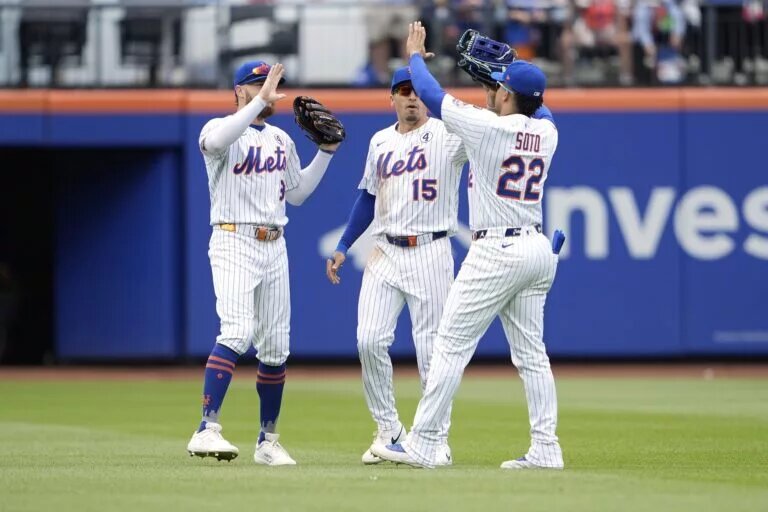 The Mets keep winning, completing the sweep over the MLB-worst Rockies this weekend.