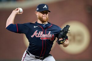 The Astros are reportedly signing veteran Craig Kimbrel to a major league deal.