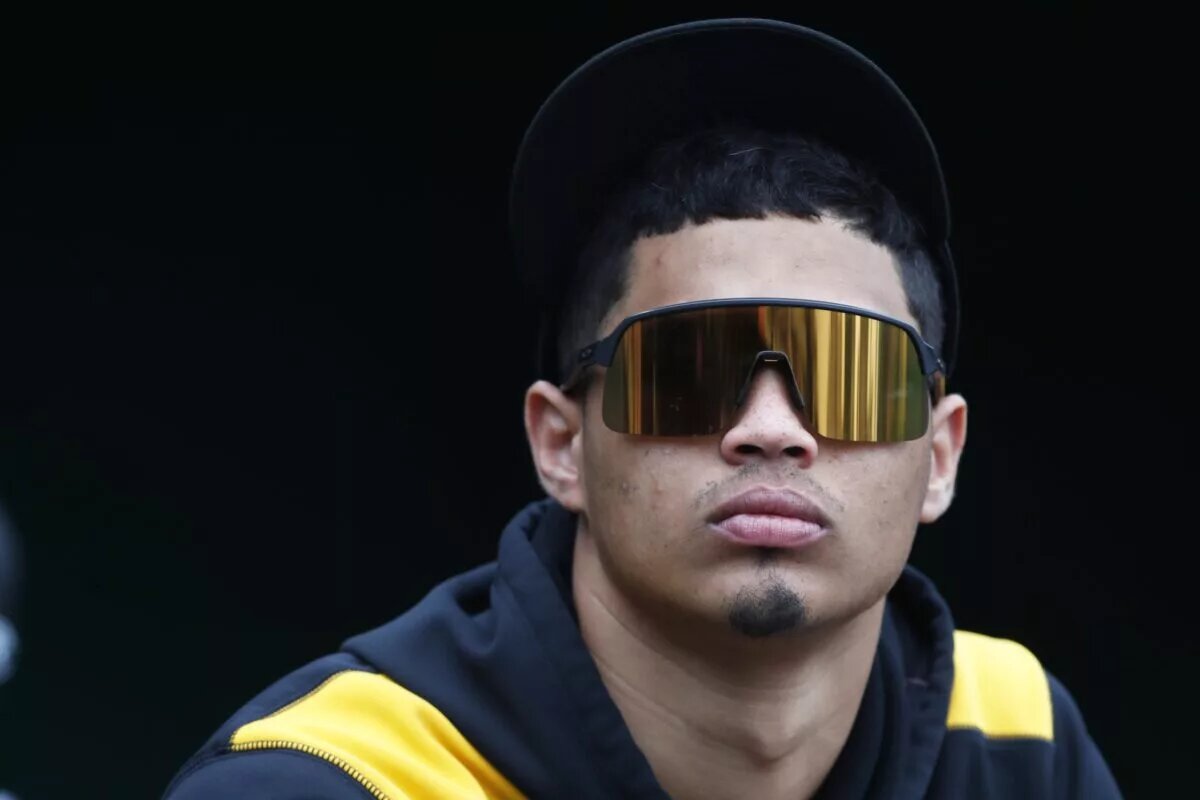 Endy Rodríguez is having a great spring for the Pirates, but there may not be room for him on the roster right away.