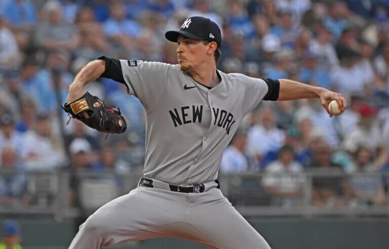 The Yankeees trade deadline shopping list has to include starting pitching.