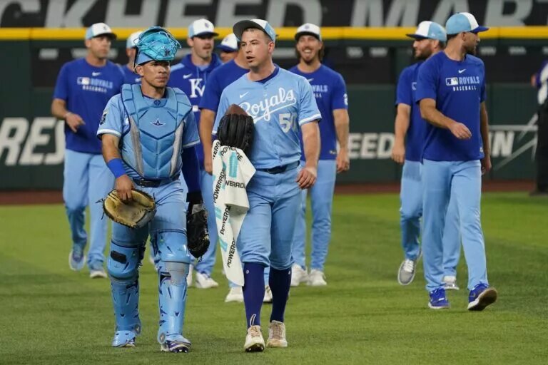The Royals will have to walk a fine line at this year's trade dealine.