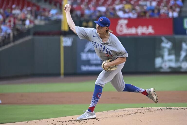 Cubs starting pitcher Ben Brown (32) delivers a pitch at Busch Stadium.