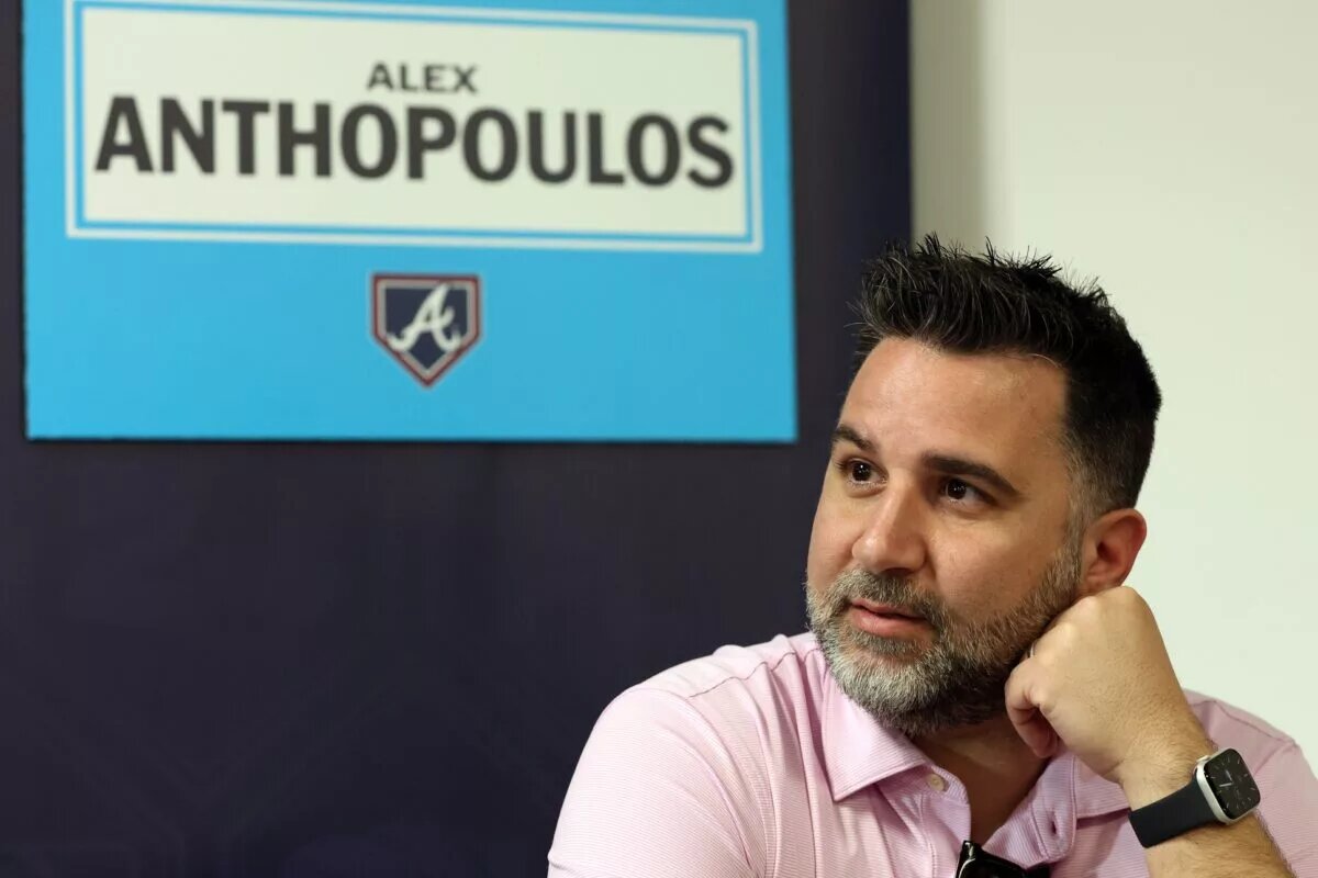 GM Alex Anthopoulos and the Braves are in an uncertain position at this year's trade deadline.