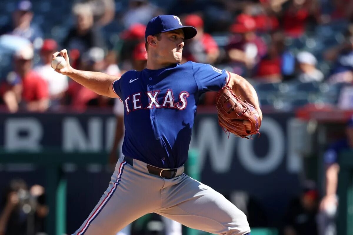 The Phillies have signed veteran reliever David Robertson to a one-year deal, according to reports.