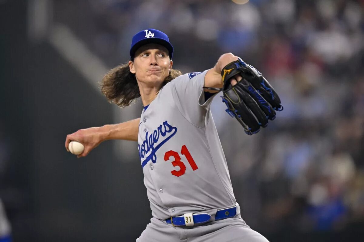 Dodgers notes: Tyler Glasnow says the Dodgers front office has assured him he will remain with the team next season.