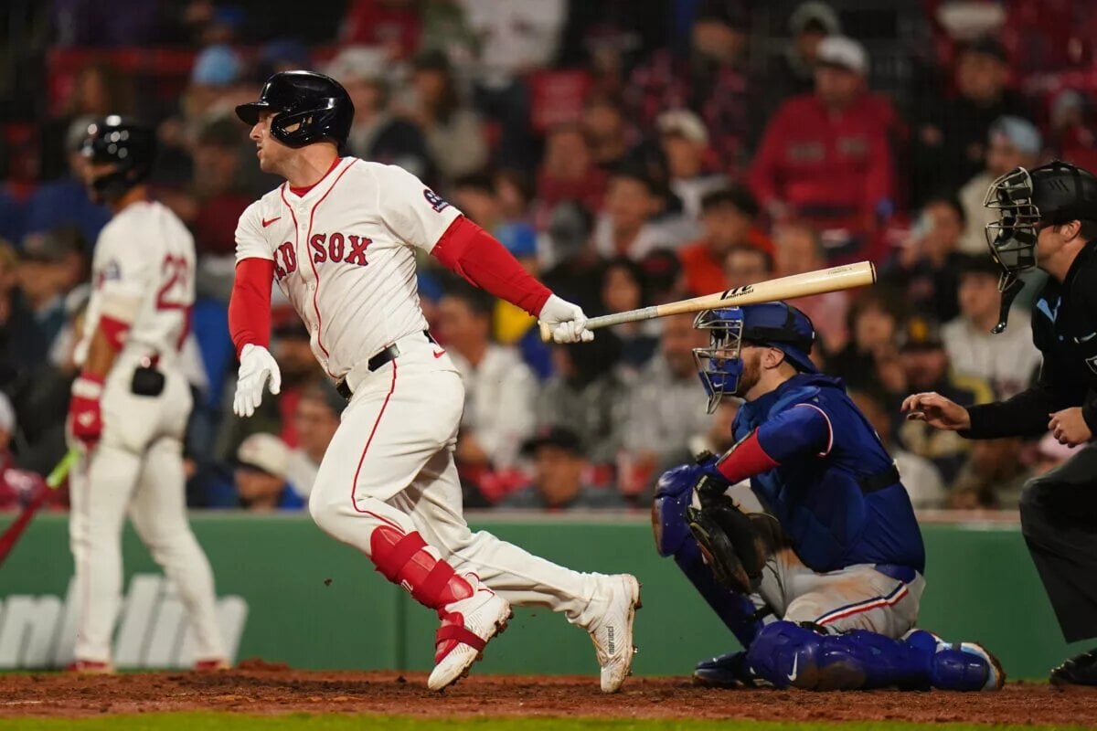 Alex Bregman is one of the top remaining free agents this offseason
